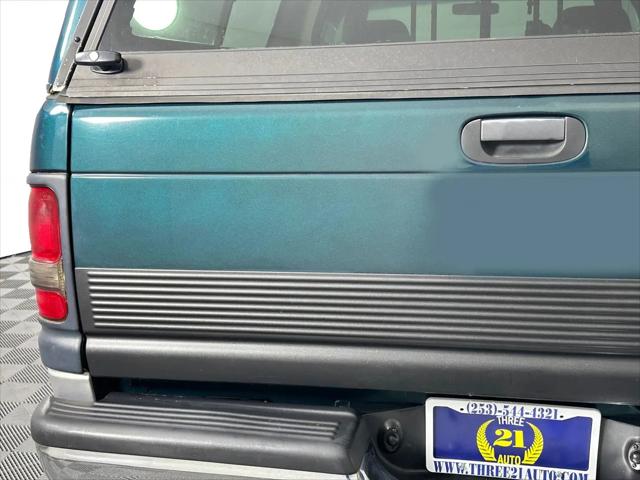 1999 Dodge Ram 1500 Base
