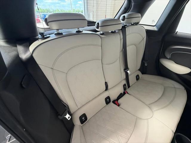 2024 MINI Hardtop Cooper S