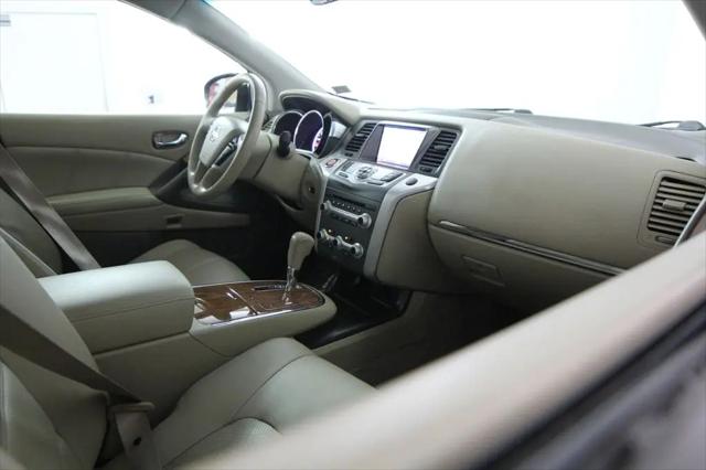 2012 Nissan Murano LE