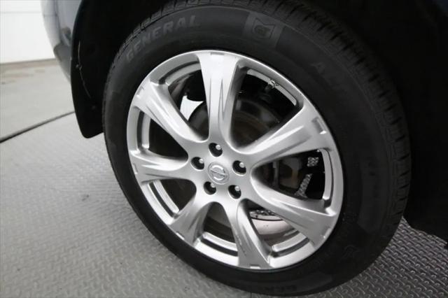 2012 Nissan Murano LE