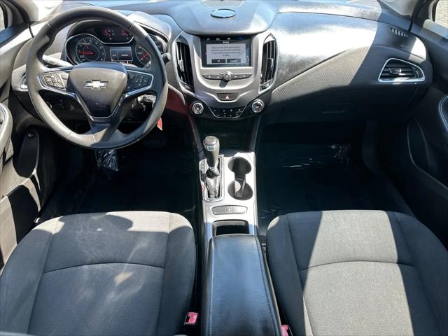 2017 Chevrolet Cruze LT Auto