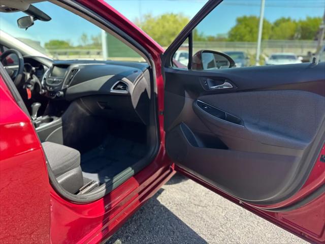 2017 Chevrolet Cruze LT Auto