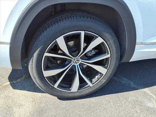 2024 Volkswagen Atlas 2.0T SEL Premium R-Line