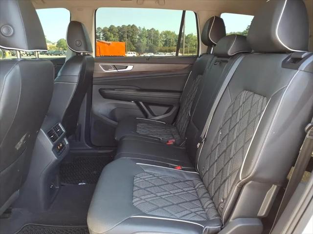 2024 Volkswagen Atlas 2.0T SEL Premium R-Line
