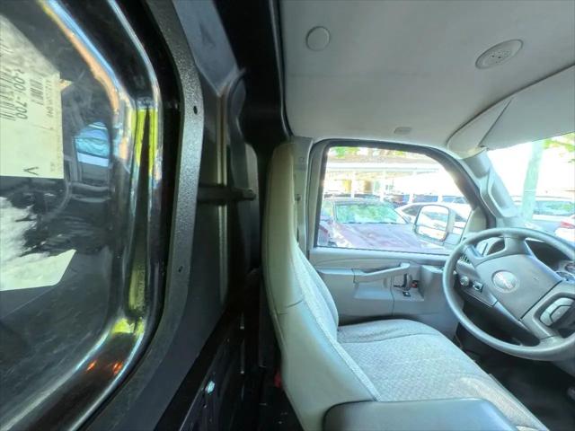 2019 GMC Savana 2500 Work Van