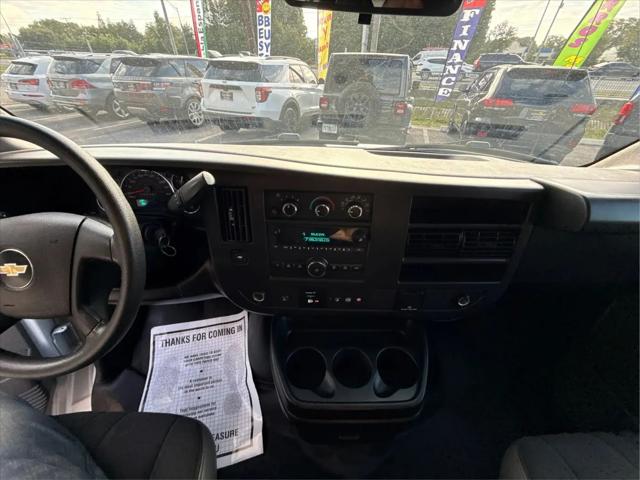 2022 Chevrolet Express Cargo Van RWD 2500 Regular Wheelbase WT