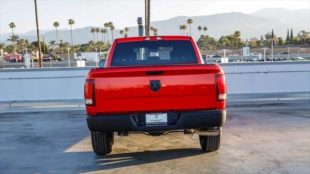 2024 Ram 1500 Classic Warlock Crew Cab 4x2 5'7" Box