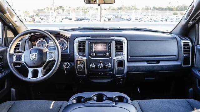 2024 Ram 1500 Classic Warlock Crew Cab 4x2 5'7" Box