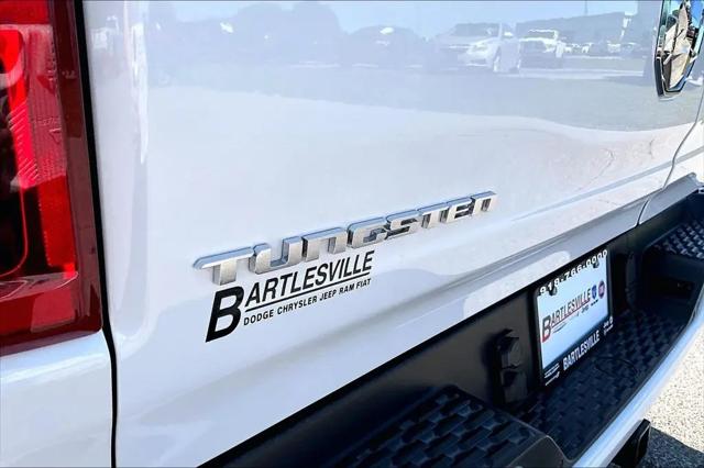 2025 Ram 1500 Tungsten Crew Cab 4x4 5'7" Box