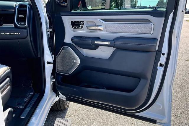 2025 Ram 1500 Tungsten Crew Cab 4x4 5'7" Box