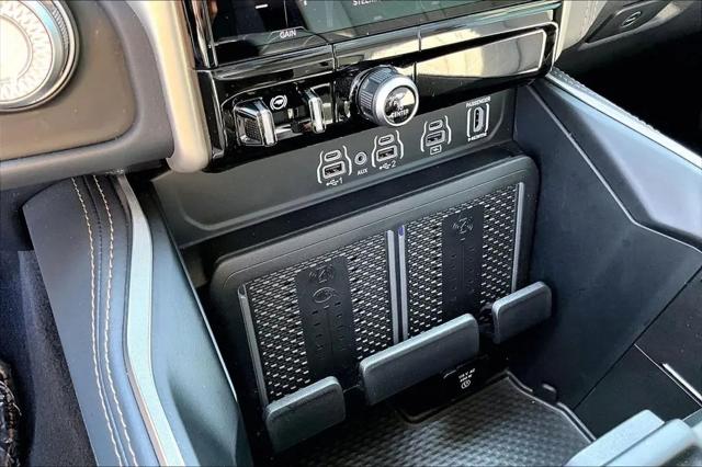 2025 Ram 1500 Tungsten Crew Cab 4x4 5'7" Box