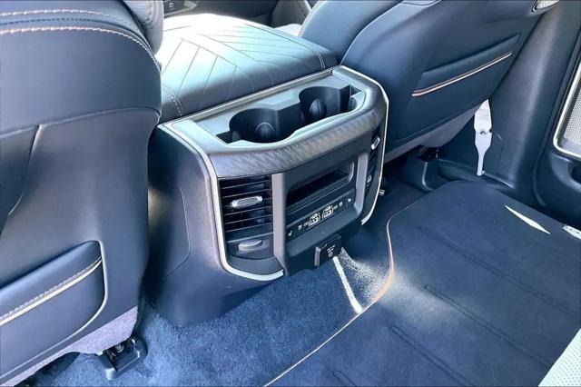 2025 Ram 1500 Tungsten Crew Cab 4x4 5'7" Box