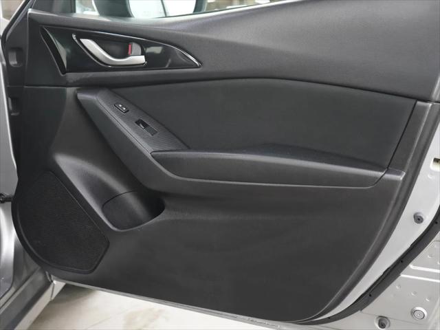 2015 Mazda Mazda3 i Touring