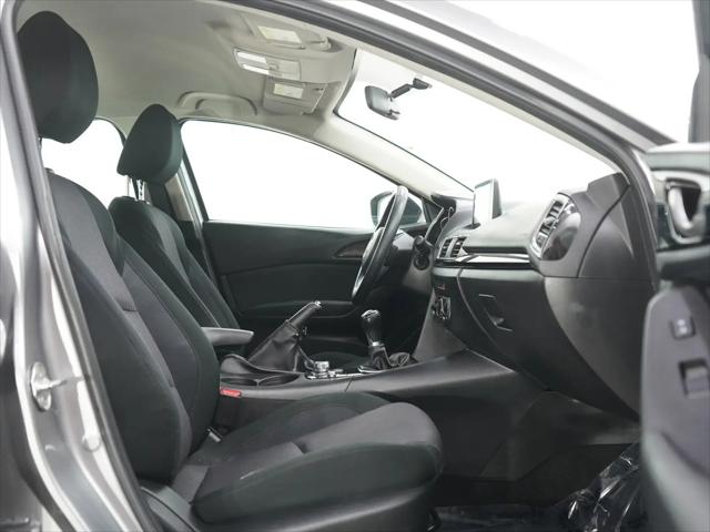 2015 Mazda Mazda3 i Touring