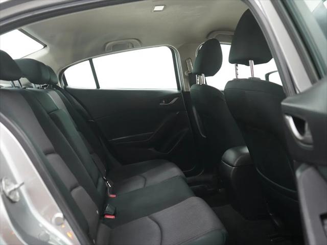 2015 Mazda Mazda3 i Touring