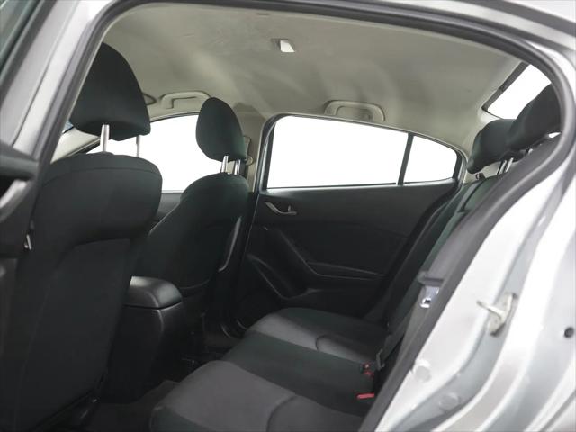 2015 Mazda Mazda3 i Touring