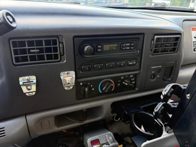 2004 Ford F-450 XL