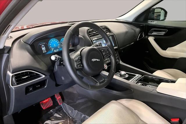 2017 Jaguar F-PACE 35t Prestige