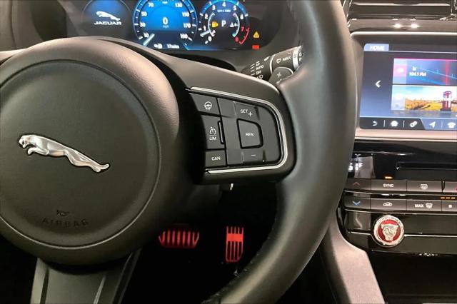 2017 Jaguar F-PACE 35t Prestige