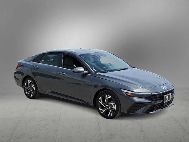 2025 Hyundai Elantra Hybrid Limited