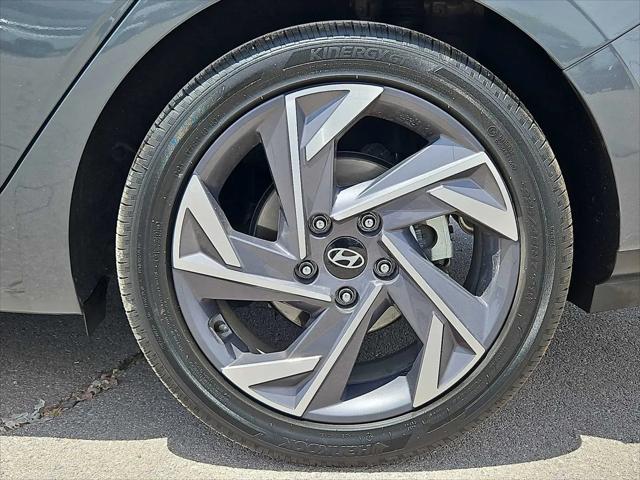 2025 Hyundai Elantra Hybrid Limited