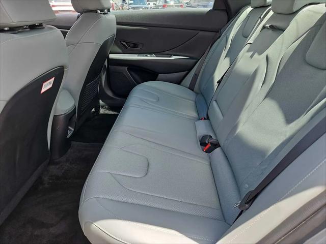 2025 Hyundai Elantra Hybrid Limited