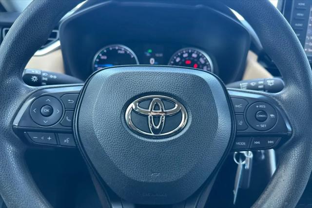 2022 Toyota RAV4 Hybrid LE