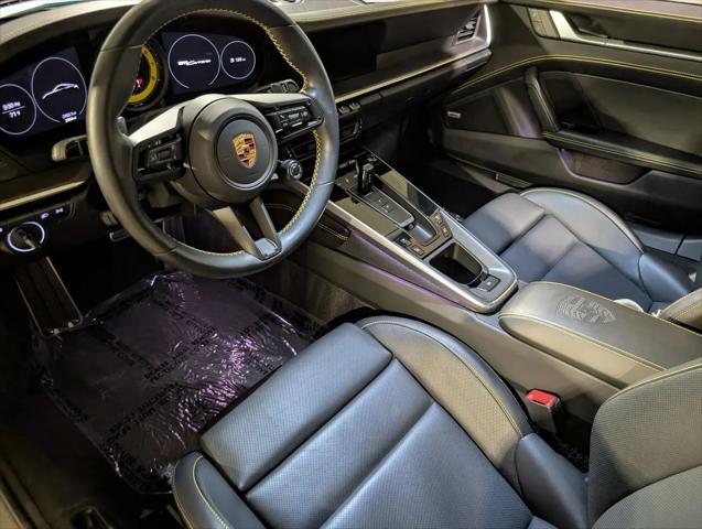 2022 Porsche 911 Carrera