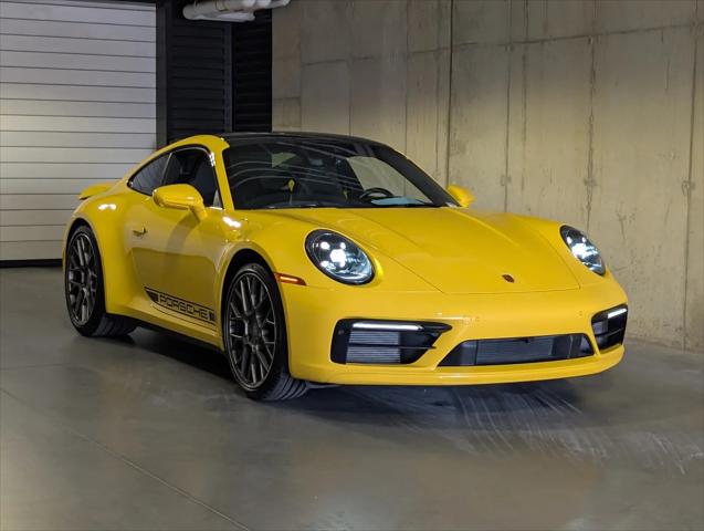 2022 Porsche 911 Carrera