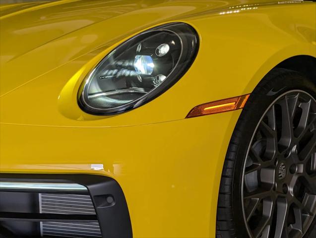 2022 Porsche 911 Carrera