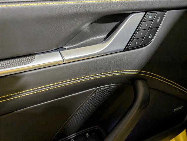 2022 Porsche 911 Carrera