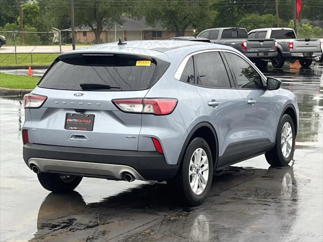 2022 Ford Escape SE Hybrid