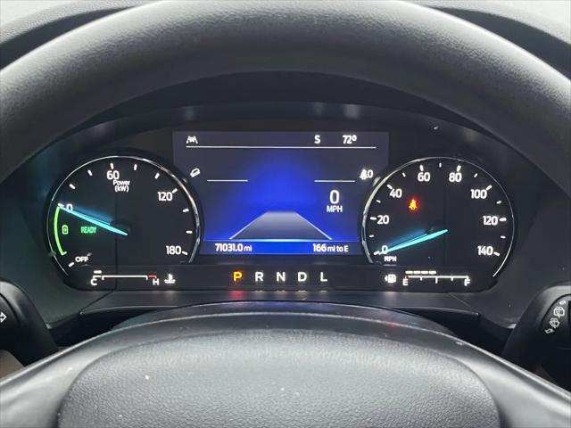 2022 Ford Escape SE Hybrid