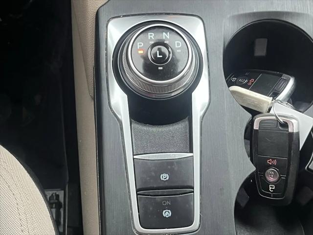 2022 Ford Escape SE Hybrid