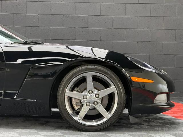 2005 Chevrolet Corvette Base