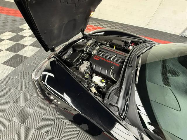 2005 Chevrolet Corvette Base