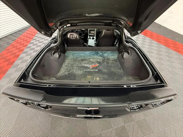 2005 Chevrolet Corvette Base