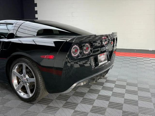 2005 Chevrolet Corvette Base