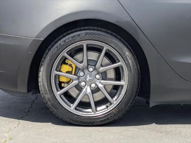2020 Tesla Model 3 Long Range Dual Motor All-Wheel Drive