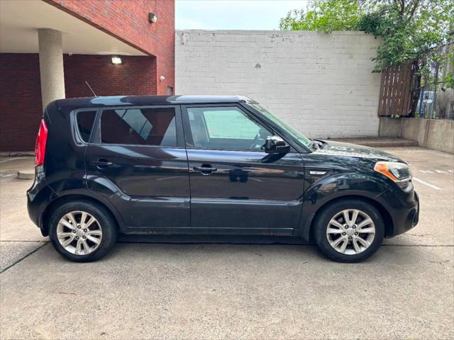 2013 Kia Soul Base