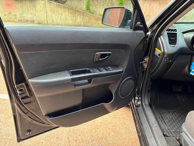2013 Kia Soul Base