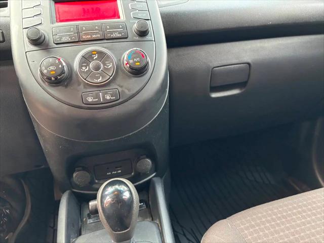 2013 Kia Soul Base