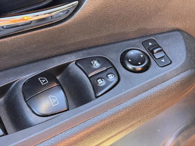 2023 Nissan Kicks SV Xtronic CVT