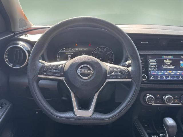 2023 Nissan Kicks SV Xtronic CVT