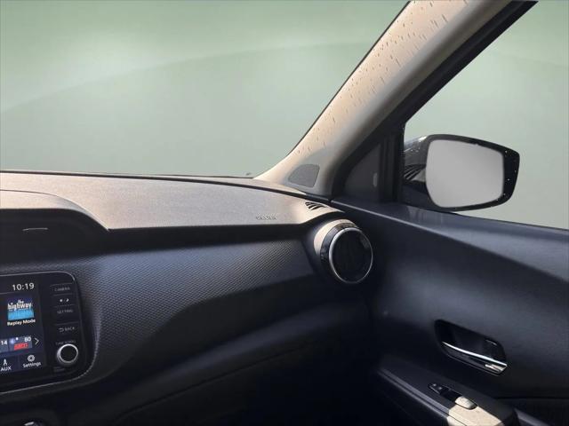 2023 Nissan Kicks SV Xtronic CVT