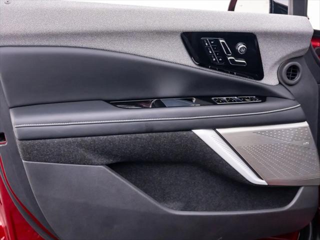 2025 Cadillac iQ Sport 2 AWD