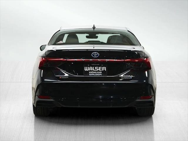 2021 Toyota Avalon Limited Hybrid