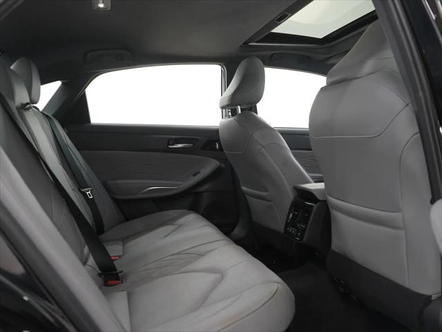 2021 Toyota Avalon Limited Hybrid