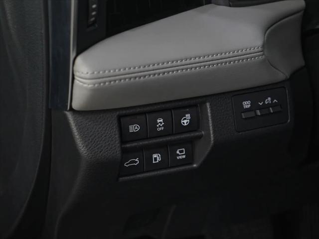 2021 Toyota Avalon Limited Hybrid