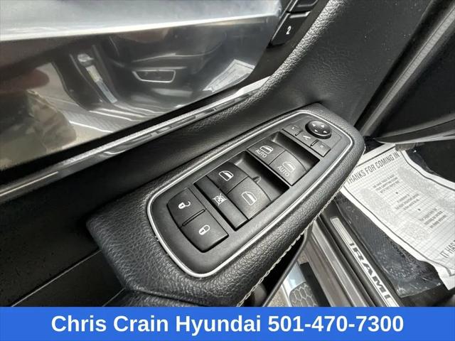 2020 Ram 1500 Laramie Crew Cab 4x4 5'7" Box